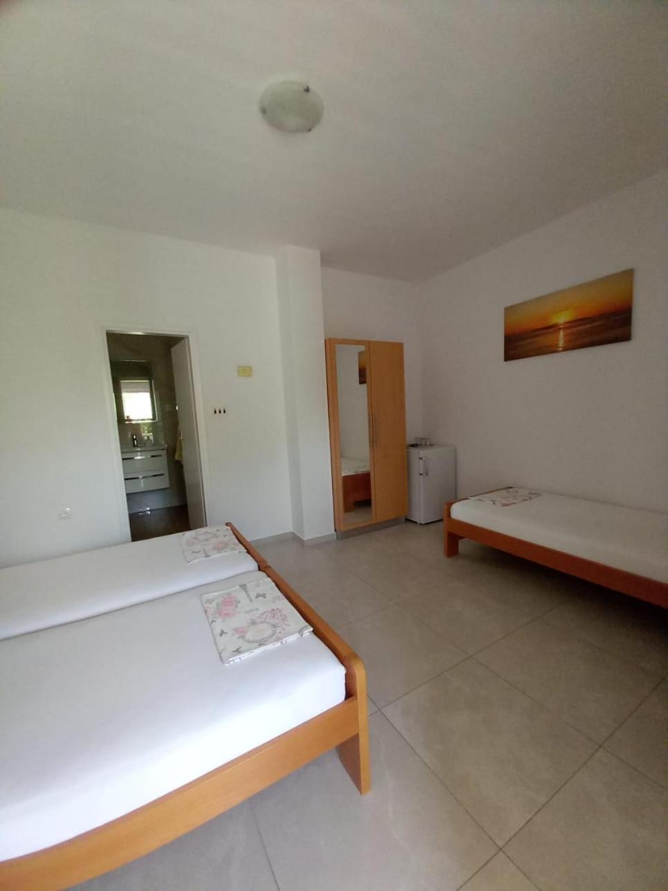 Accommodation Drasko كورتْشولا المظهر الخارجي الصورة